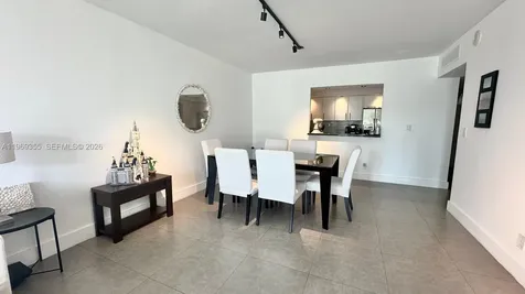 19370 Collins Avenue Sunny Isles Beach FL 33160