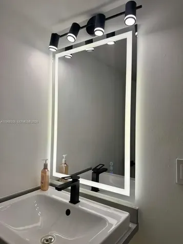 19370 Collins Avenue Sunny Isles Beach FL 33160
