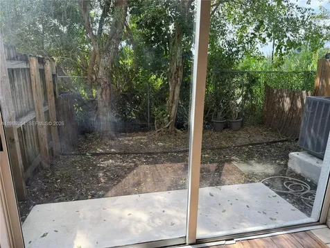 1606 SE 31st Court Homestead FL 33035