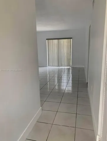 7505 SW 82nd Street Miami FL 33143