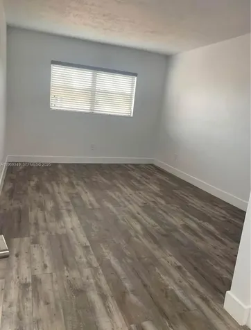 7505 SW 82nd Street Miami FL 33143