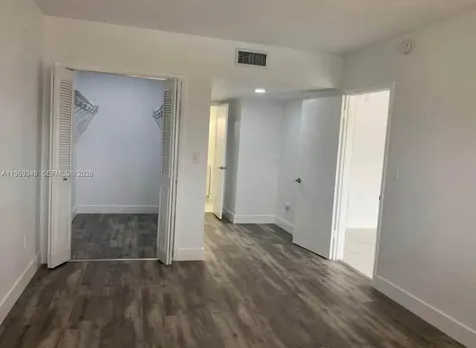 7505 SW 82nd Street Miami FL 33143