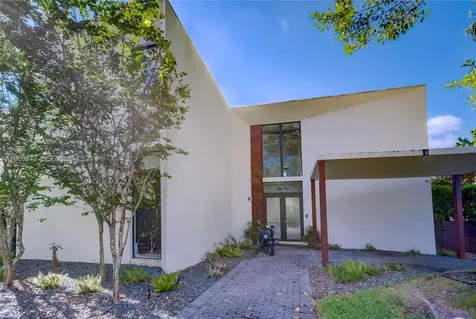 8660 Arboretum Lane Miami FL 33138