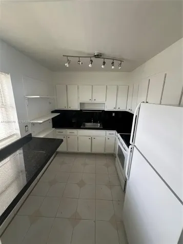 4142 N Jefferson Avenue Miami Beach FL 33140