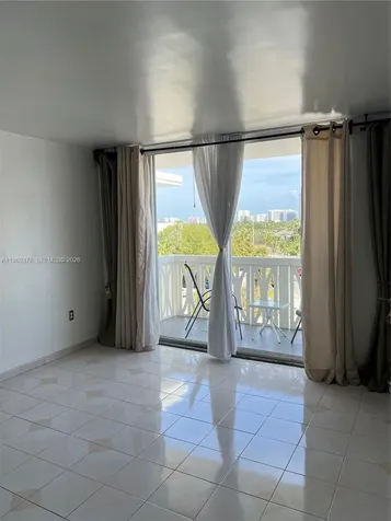 4142 N Jefferson Avenue Miami Beach FL 33140