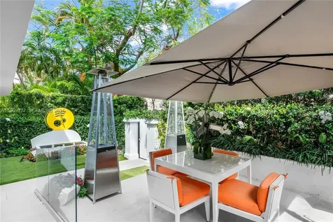 1616 Michigan Avenue Miami Beach FL 33139