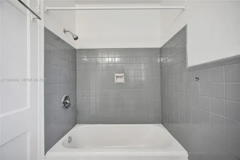 208 SW 2nd Place Dania Beach FL 33004