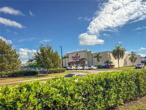 14911 SW 88th Terrace Miami FL 33196