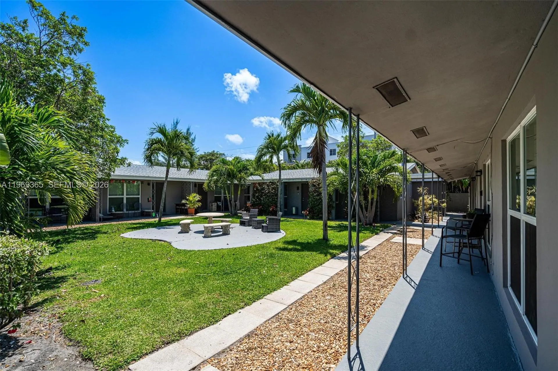 2201 NE 14th Avenue Fort Lauderdale FL 33305