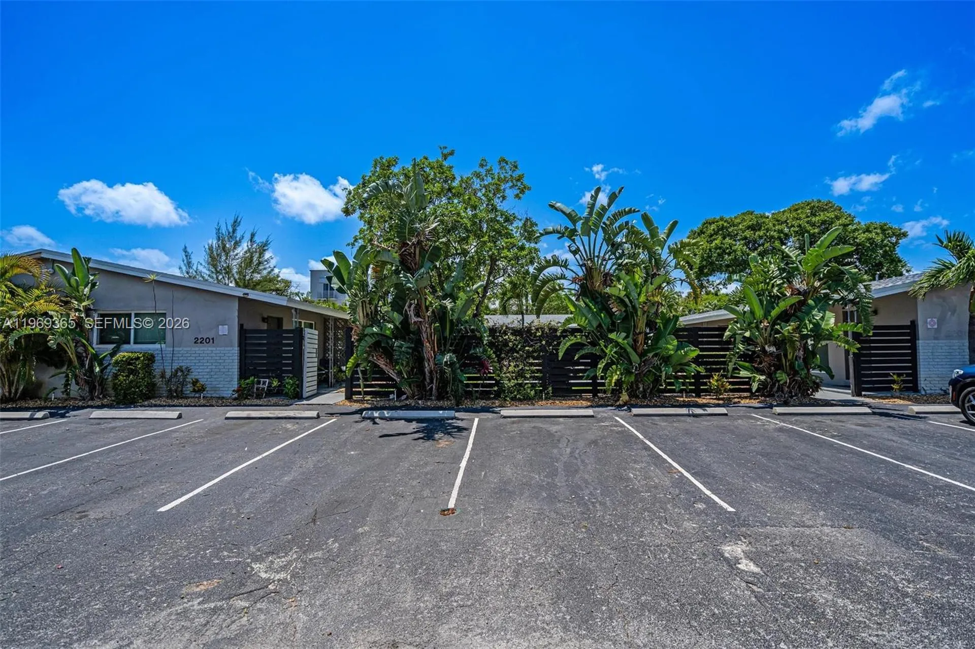 2201 NE 14th Avenue Fort Lauderdale FL 33305