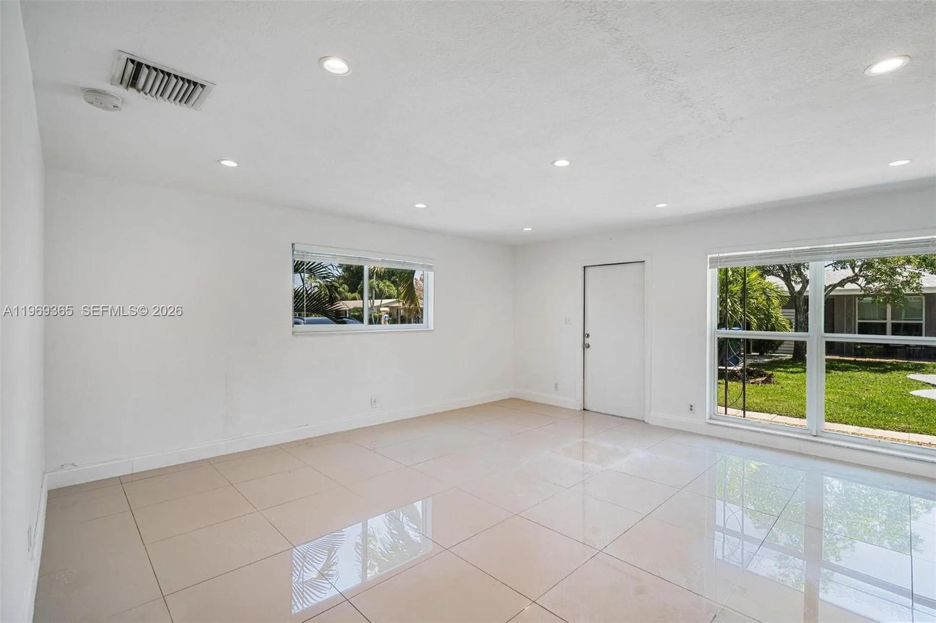 2201 NE 14th Avenue Fort Lauderdale FL 33305