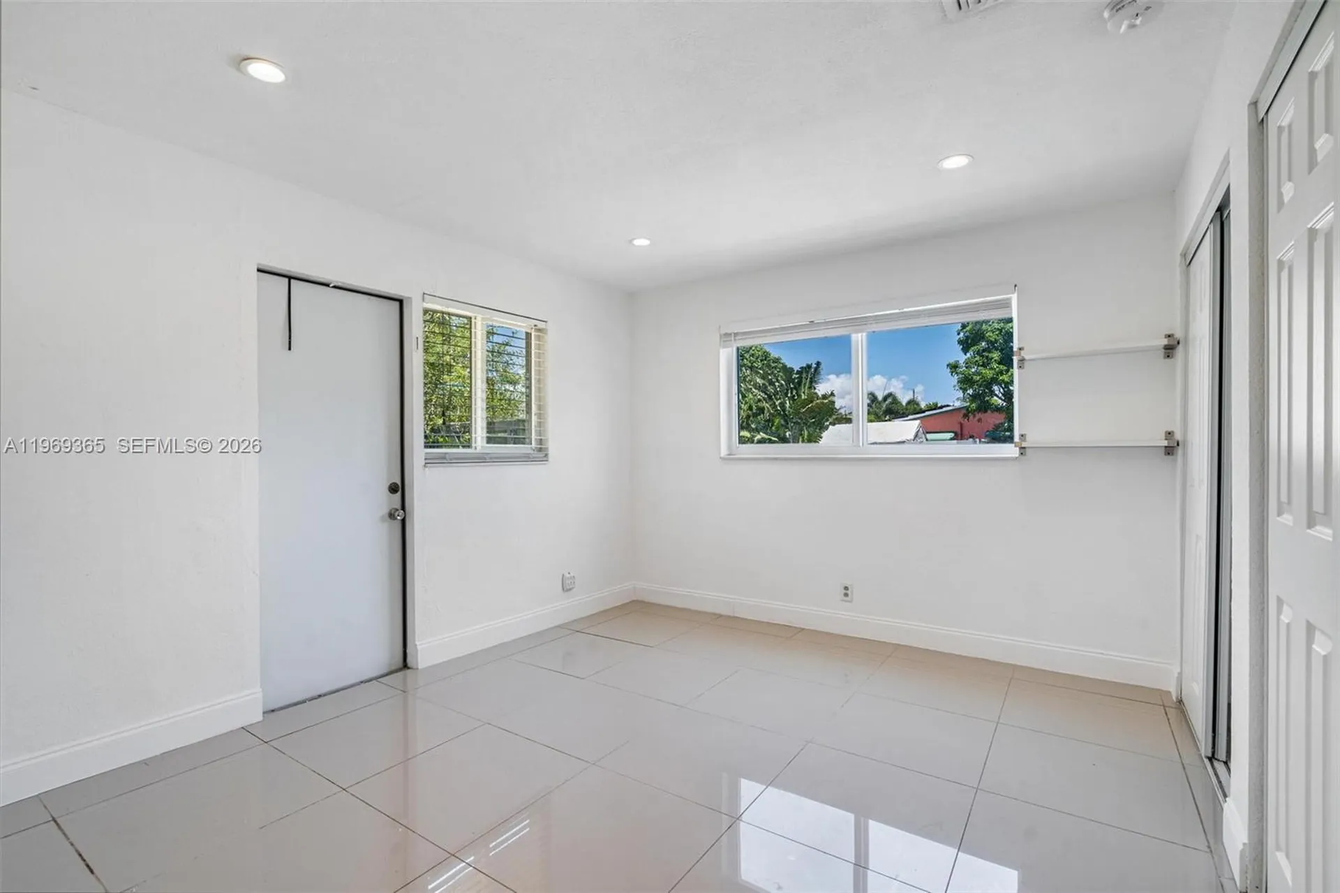 2201 NE 14th Avenue Fort Lauderdale FL 33305