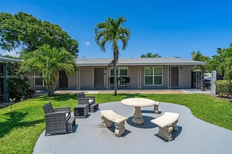 2201 NE 14th Avenue Fort Lauderdale FL 33305