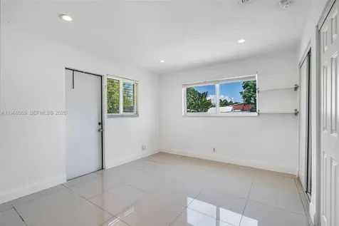 2201 NE 14th Avenue Fort Lauderdale FL 33305