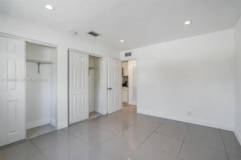 2201 NE 14th Avenue Fort Lauderdale FL 33305
