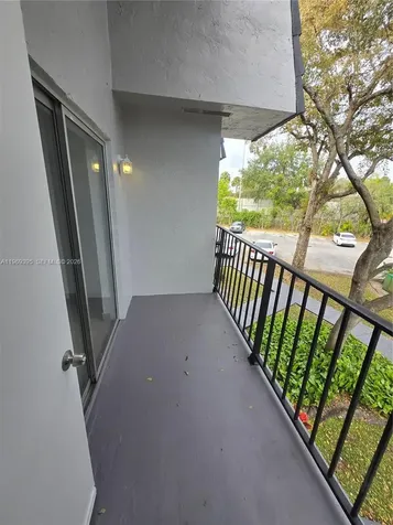 8007 W 6th Avenue Hialeah FL 33014