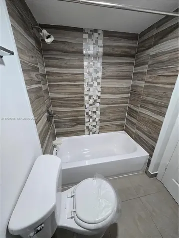 8007 W 6th Avenue Hialeah FL 33014