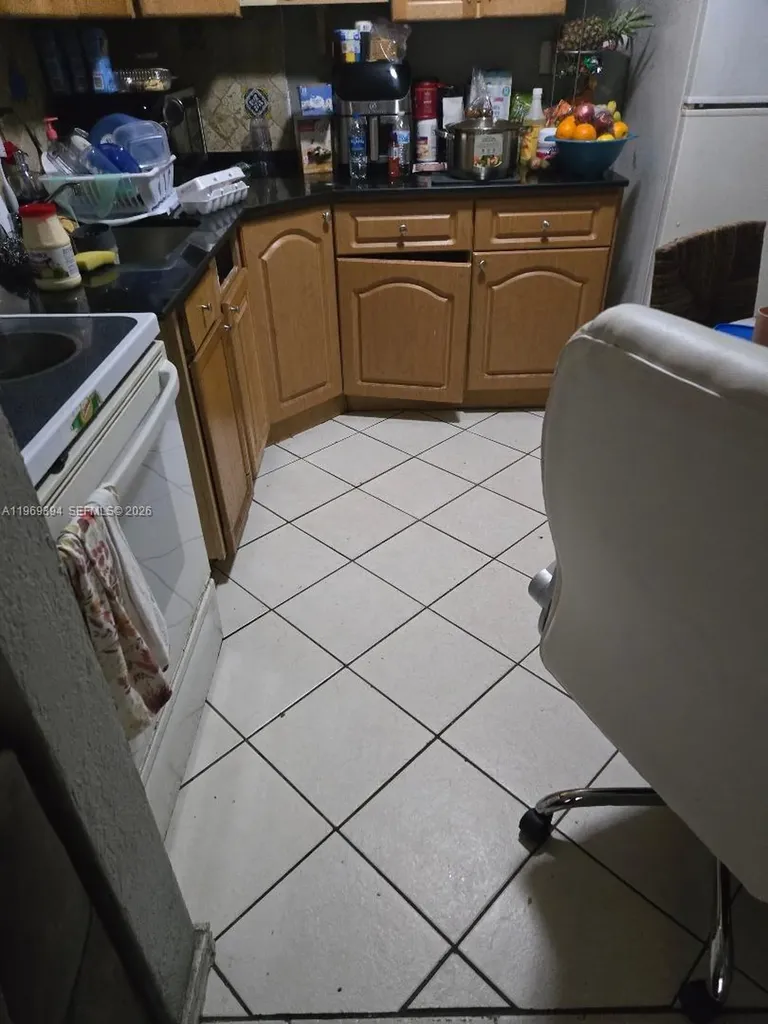 208 SW 1st Court Pompano Beach FL 33060