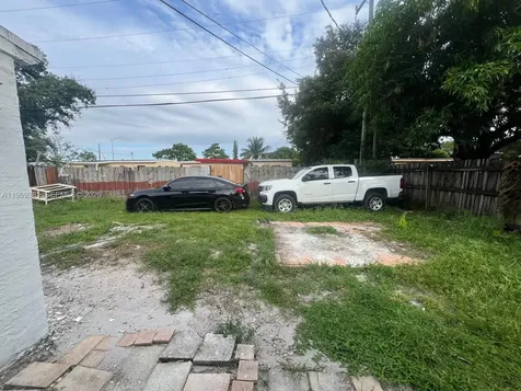 2061 Rutland Street Opa-Locka FL 33054