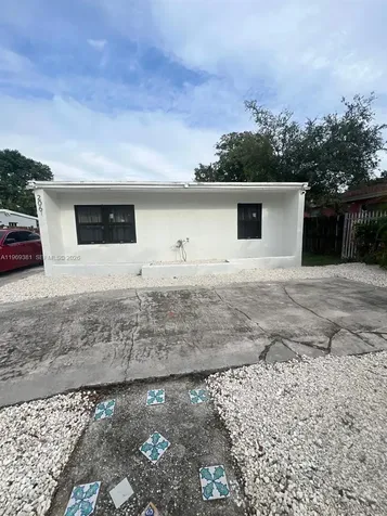 2061 Rutland Street Opa-Locka FL 33054