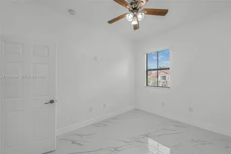 642 SE 37th Place Homestead FL 33033
