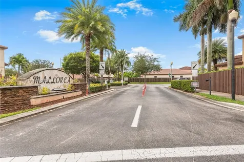 642 SE 37th Place Homestead FL 33033