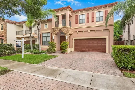 642 SE 37th Place Homestead FL 33033