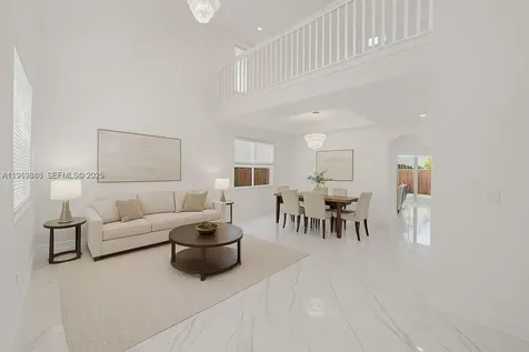 642 SE 37th Place Homestead FL 33033