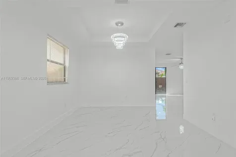 642 SE 37th Place Homestead FL 33033