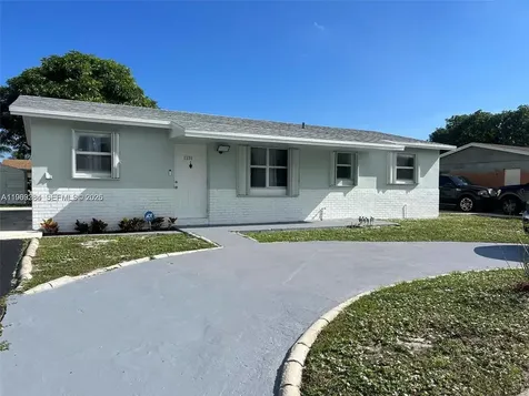 1330 SW 6th Terrace Deerfield Beach FL 33441