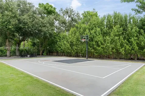 9301 SW 93rd Avenue Miami FL 33176
