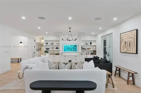9301 SW 93rd Avenue Miami FL 33176