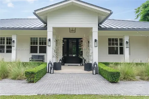 9301 SW 93rd Avenue Miami FL 33176