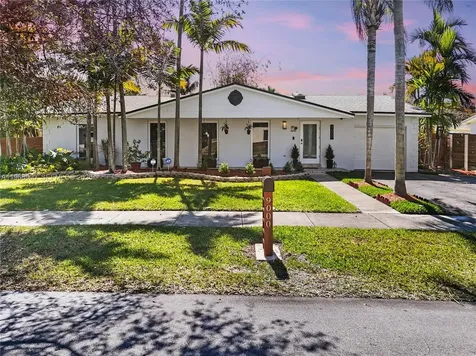 9000 SW 184th Terrace Cutler Bay FL 33157