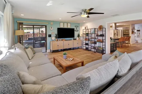 9000 SW 184th Terrace Cutler Bay FL 33157