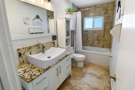 9000 SW 184th Terrace Cutler Bay FL 33157