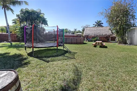 9000 SW 184th Terrace Cutler Bay FL 33157
