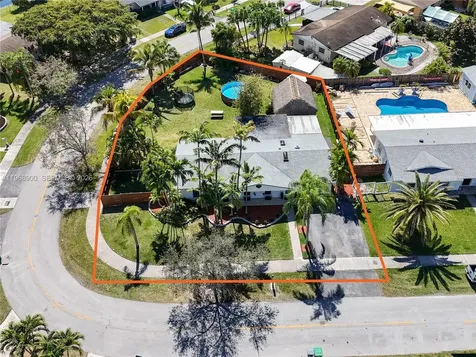 9000 SW 184th Terrace Cutler Bay FL 33157
