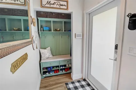9000 SW 184th Terrace Cutler Bay FL 33157