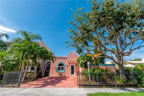 1633 Tyler Street Hollywood FL 33020