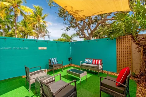 1633 Tyler Street Hollywood FL 33020