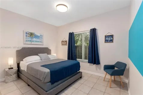 1633 Tyler Street Hollywood FL 33020