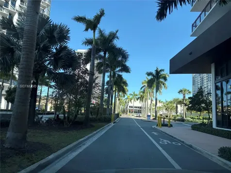 5252 NW 85th Avenue Doral FL 33166