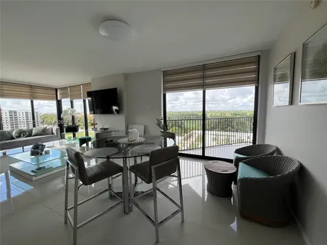 5252 NW 85th Avenue Doral FL 33166