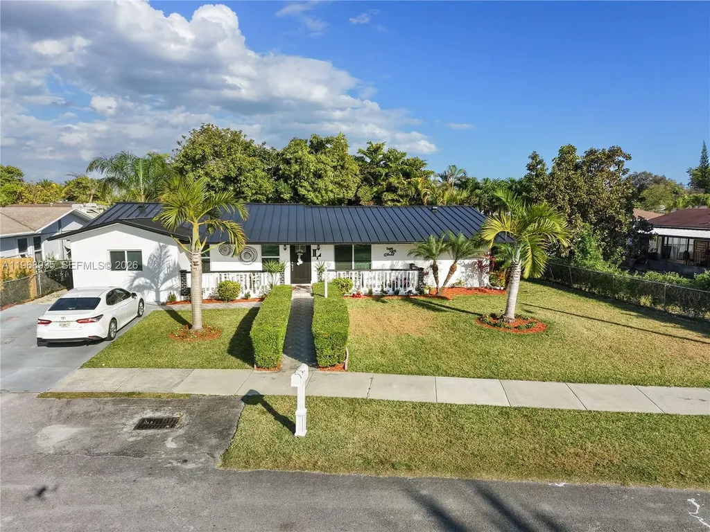 16323 SW 103rd Place Miami FL 33157