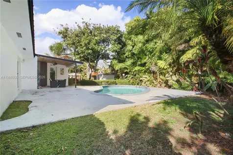 16323 SW 103rd Place Miami FL 33157