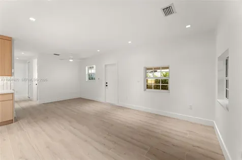 1880 NE 180th Street North Miami Beach FL 33162