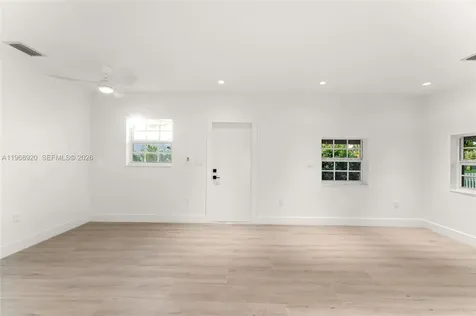 1880 NE 180th Street North Miami Beach FL 33162