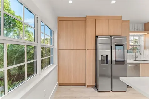 1880 NE 180th Street North Miami Beach FL 33162