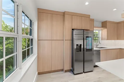 1880 NE 180th Street North Miami Beach FL 33162